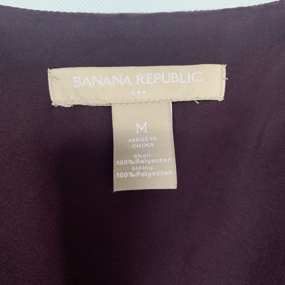 Banana Republic Animal Print Blouse. - Picture 4 of 4